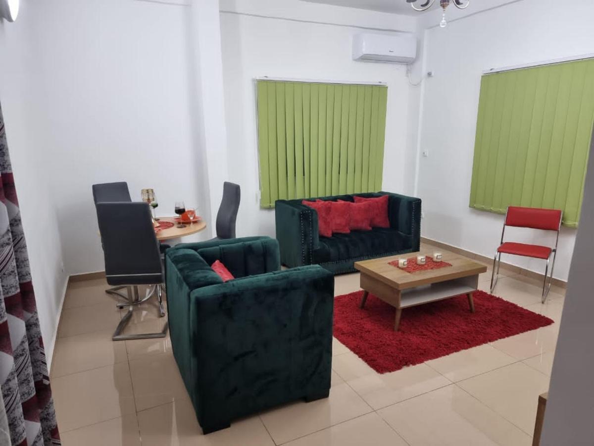 Baobab Lodge Douala Esterno foto