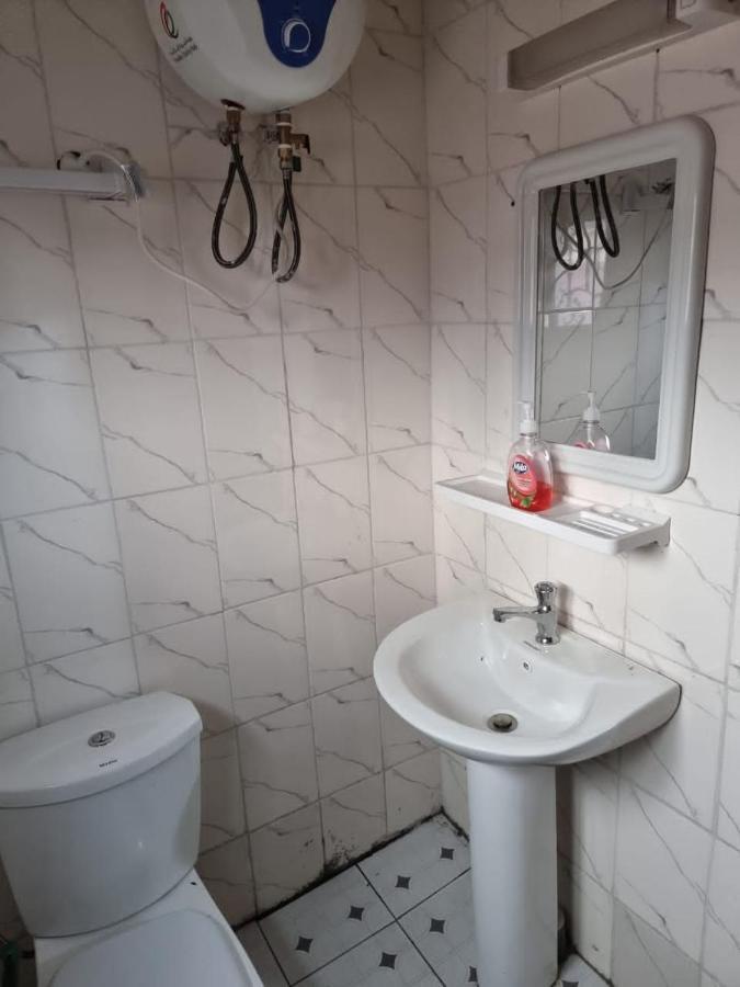 Baobab Lodge Douala Esterno foto