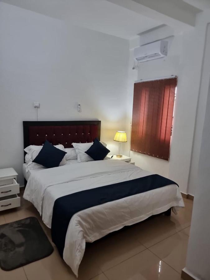 Baobab Lodge Douala Esterno foto